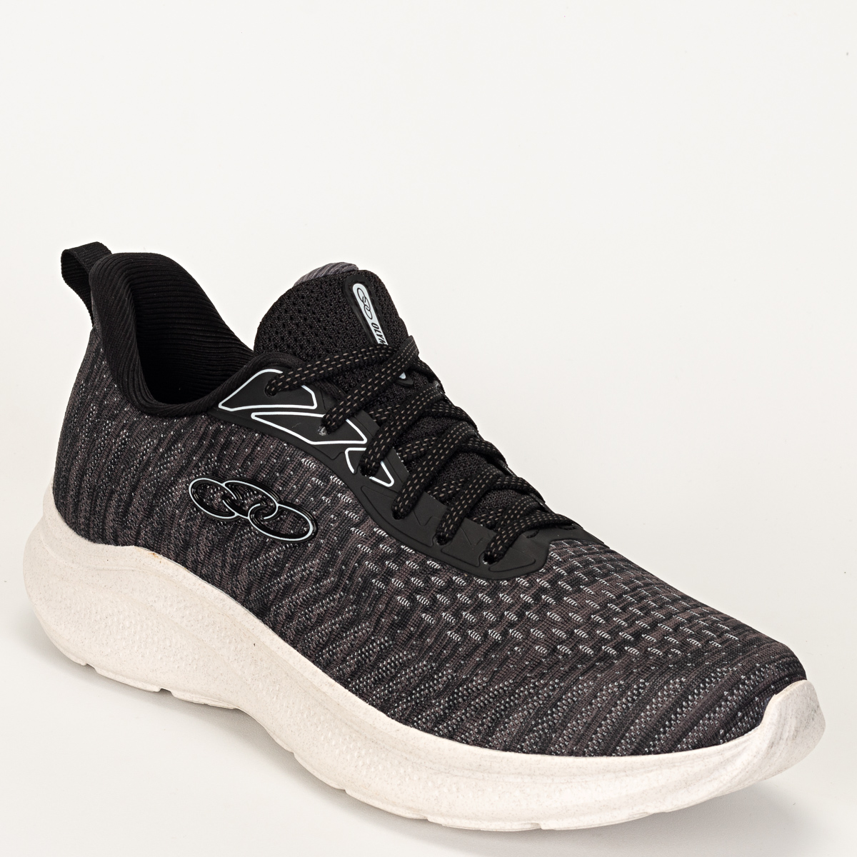 Tênis Olympikus Nyx Feminino Esportivo - Preto/Branco