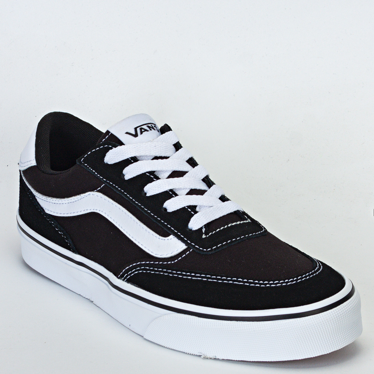 Tênis Vans Brooklyn Ls Feminino Casual - Preto/Branco